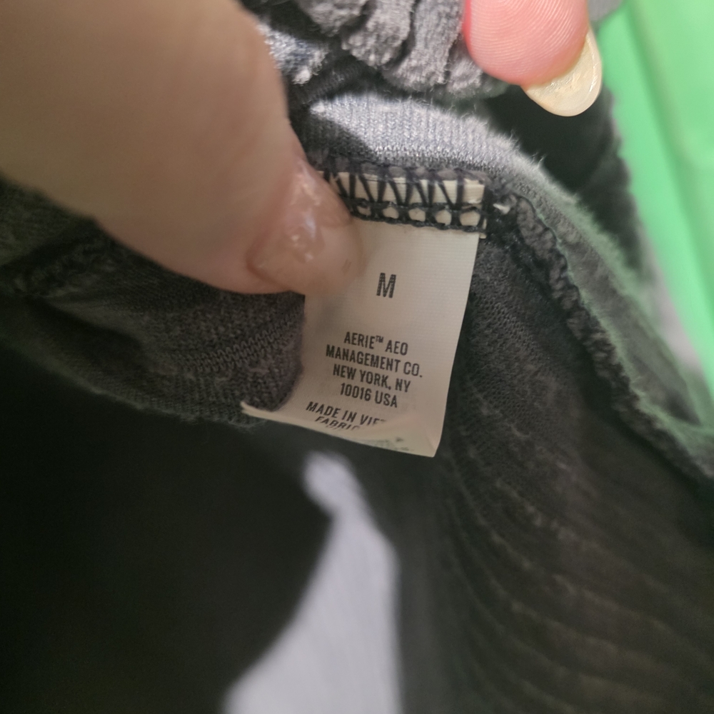 Aerie Women's Gray Corduroy Hoodie Medium EUC - PTP 24 - Length 24 - Picture 4 of 4